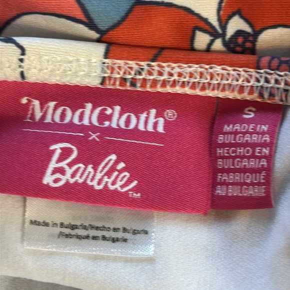 Modcloth x Barbie You're Such A Doll One Piece Swimsuit Floral Swimwear - Picture 4 of 11